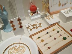 -LADY FAFA(巨鹿路陕西南路路口店)
