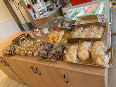 -小蜜蜂·Bakery&Coffee(翰子花园店)