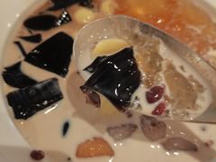 -RUXU入续糖水铺与包(卓悦中心店)