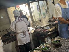 -正宗杨记普洱酸醋米线(总店)