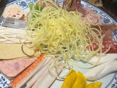 -周小明火锅(黑金冠社区店)