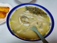 招牌黄鱼面-明呈黄鱼面馆(斜土路店)