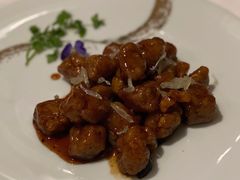 黑蒜柚子咕咾肉-宝丽轩中餐厅BAOLIXUAN