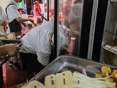 -哈海英麻辣烫(中华西路步行街店)