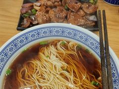 -来福面馆现炒浇头本帮面(真光路店)