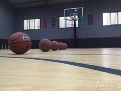 -大鹏体育·RUCKER篮球公园(西沣一路店)