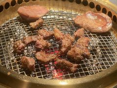 -铭牛烧肉·和牛海鲜自助(高新月牙湖店)