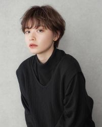 -变画·发型STUDIO