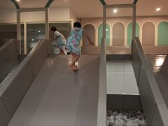 -碧中海汤泉汗蒸酒店