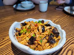 -佬湘楼·27年湘菜(天河都市广场店)