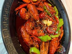 美味多汁的麻辣小龙虾-金陵暴走小龙虾·迷踪蟹(凯德MALL店)