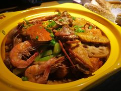 -多嘴肉蟹煲(万达店)