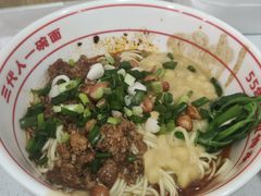 -叶伟胡辣壳面(两路口店)