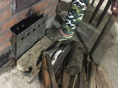 -粘豆包柴火铁锅炖