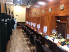 -独食火锅·半米屋台(直营总店)
