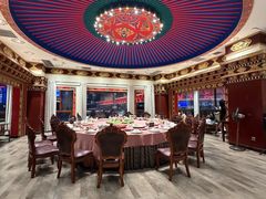 -小天鹅火锅·一线江景洪鼎旗舰店(洪崖洞店)