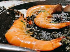 墨鱼汁海鲜饭-BROWNSTONE布朗石西班牙餐厅(富城店)