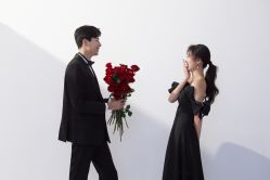 -喜爱高定婚纱摄影