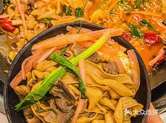 人均25鸡杂店️酸萝卜吃到爽