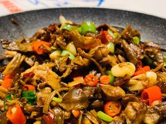 干锅野笋丝-同庆楼(天鹅湖万达店)