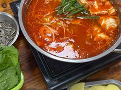 -苗侗地道红酸.酸汤鱼·酸汤牛肉
