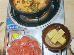 -钱摊摊安顺夺夺粉火锅(宏大广场店)