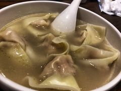 龙抄手-夫妻肺片·中华老字号·正宗川菜(春熙路店)