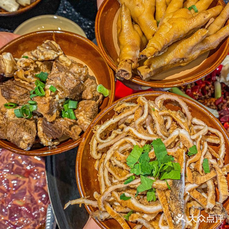 成都｜社区楼下老重庆火锅‼️手工苕皮巨好吃