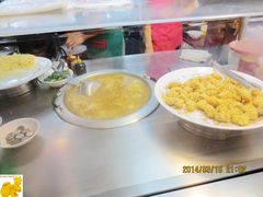 -六合夜市
