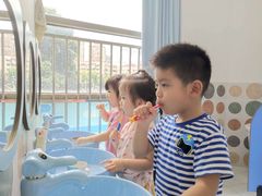 -小门牙好性格托育(北外滩中心)