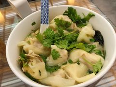 -笑来喜馄饨小笼工坊店(湖滨街店)