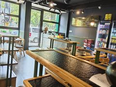 -鹿鸣山草本茶香火锅(园西路店)