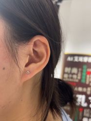 -AI艾耳·专业手工耳洞·穿孔美学馆