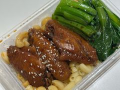 瑞士鸡中翼捞通粉-颓记茶餐厅(美景总店)