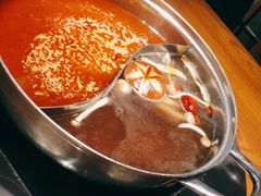 冬阴功锅底-呷哺呷哺(长治万达店)