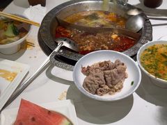-嘎琉鲜切牛肉自助火锅