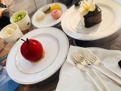 -罗红摄影艺术馆