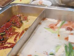 -百年川椒重庆老火锅(光谷店)