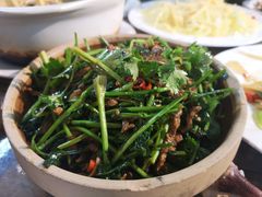 -民间瓦缸煨汤館(嵩山路店)