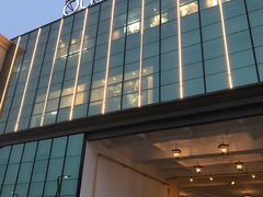 王府井赛特奥莱临潼店-王府井奥莱临潼小镇(临潼店)