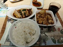 -老乡鸡(上海白玉兰广场店)