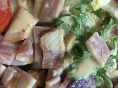 烟熏鸡肉考伯沙拉-盒马X会员店(王府井奥莱UP TOWN店)