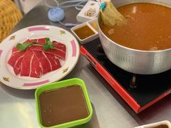 雪花牛小排-燃计沙茶皇·香港沙茶火锅(人广旗舰店)