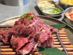 -草家酱蟹炭火烤肉店(珲春南路一店)