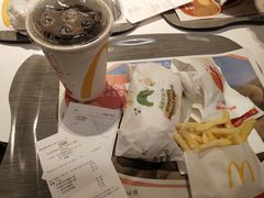 -麦当劳(广州新港东路第二分店)