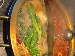 -小天鹅火锅·一线江景洪鼎旗舰店(洪崖洞店)