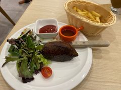 -MOO Beef Cafe