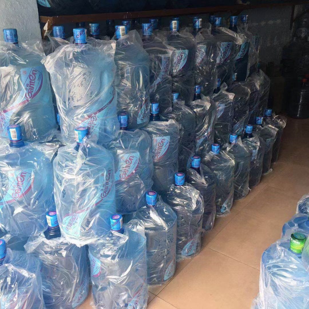 瓶装水市场最新动态：批发商如何应对