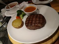 -斗牛士牛排餐厅(嘉里汇店)