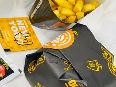 -牛约堡·手作牛肉汉堡(长宁店)